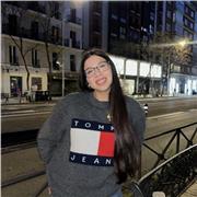 Graduada de segundo de bachillerato preparada para dar clases a niños de ESO y 1° de bachillerato en matemáticas y lengua